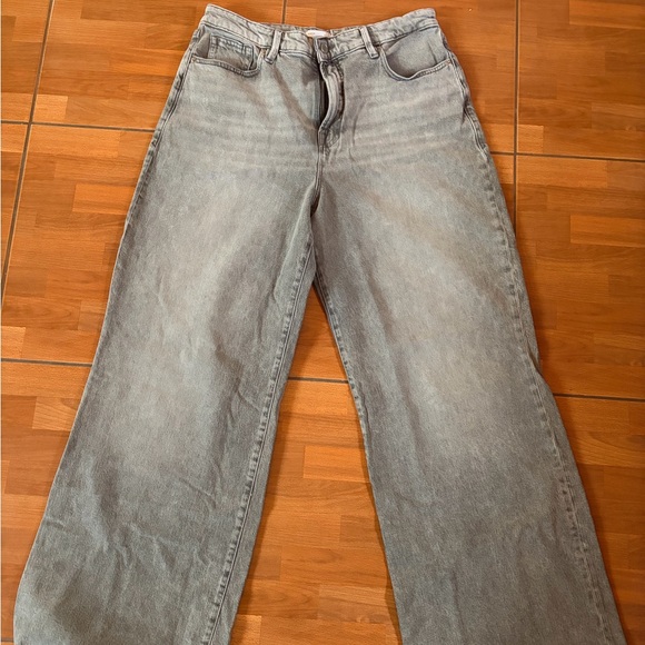 Good American Denim - Good American Gray Good Ease Straight Leg Jeans
